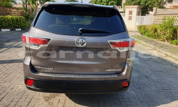 Acheter Occasion Voiture Toyota Highlander Noir à Lagos, État de Lagos Acheter Occasion Voiture Toyota Highlander Noir à Lagos, État de Lagos