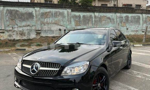 Acheter Occasion Voiture Mercedes-Benz C–Class Noir à Lagos, État de Lagos