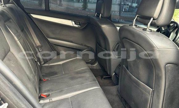 Acheter Occasion Voiture Mercedes-Benz C–Class Noir à Lagos, État de Lagos Acheter Occasion Voiture Mercedes-Benz C–Class Noir à Lagos, État de Lagos