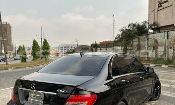 Acheter Occasion Voiture Mercedes-Benz C–Class Noir à Lagos, État de Lagos Acheter Occasion Voiture Mercedes-Benz C–Class Noir à Lagos, État de Lagos