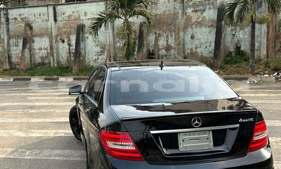 Acheter Occasion Voiture Mercedes-Benz C–Class Noir à Lagos, État de Lagos Acheter Occasion Voiture Mercedes-Benz C–Class Noir à Lagos, État de Lagos
