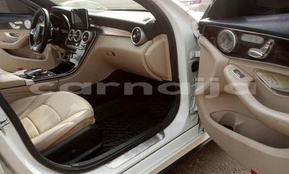 Acheter Occasion Voiture Mercedes-Benz C–Class Blanc à Lagos, État de Lagos Acheter Occasion Voiture Mercedes-Benz C–Class Blanc à Lagos, État de Lagos