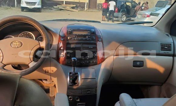 Acheter Occasion Voiture Toyota Sienna Bleu à Lagos, État de Lagos Acheter Occasion Voiture Toyota Sienna Bleu à Lagos, État de Lagos
