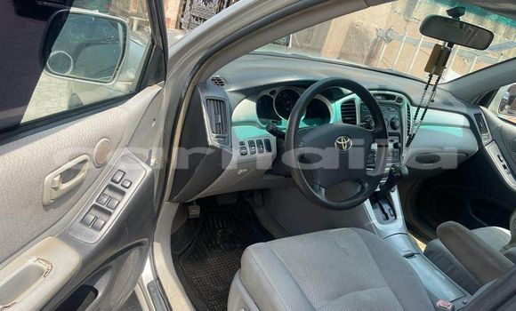 Buy Used Toyota Highlander Silver Car in Lagos in Lagos State Buy Used Toyota Highlander Silver Car in Lagos in Lagos State