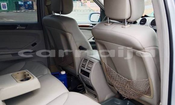 Acheter Occasion Voiture Mercedes-Benz ML–Class Bleu à Lagos, État de Lagos Acheter Occasion Voiture Mercedes-Benz ML–Class Bleu à Lagos, État de Lagos