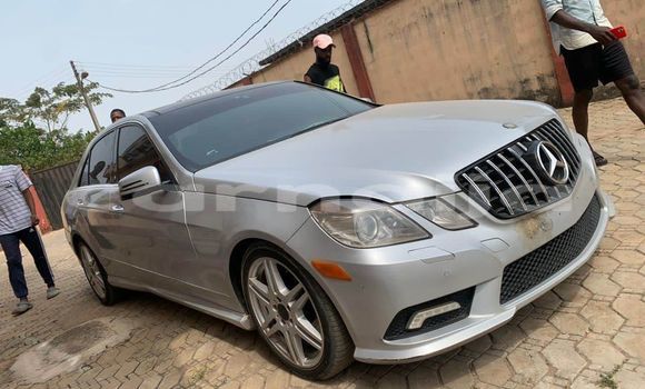 Acheter Occasion Voiture Mercedes-Benz E-klasse Gris à Lagos, État de Lagos Acheter Occasion Voiture Mercedes-Benz E-klasse Gris à Lagos, État de Lagos