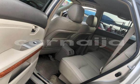 Acheter Occasion Voiture Lexus RX 330 Beige à Lagos, État de Lagos Acheter Occasion Voiture Lexus RX 330 Beige à Lagos, État de Lagos