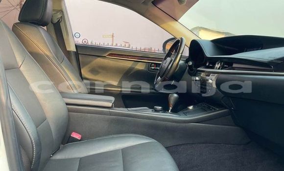 Buy Used Lexus ES White Car in Lagos in Lagos State Buy Used Lexus ES White Car in Lagos in Lagos State