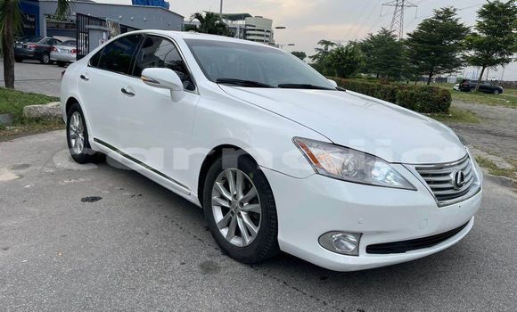 Acheter Occasion Voiture Lexus ES Blanc à Lagos, État de Lagos Acheter Occasion Voiture Lexus ES Blanc à Lagos, État de Lagos