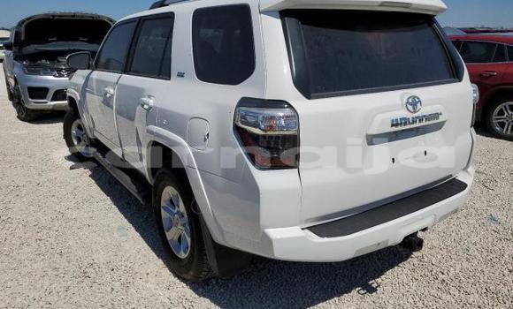 Acheter Neuf Voiture Toyota 4Runner Blanc à Abeokuta, État d'Ogun Acheter Neuf Voiture Toyota 4Runner Blanc à Abeokuta, État d'Ogun