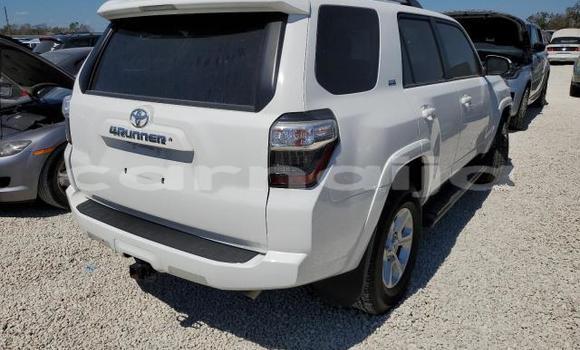 Acheter Neuf Voiture Toyota 4Runner Blanc à Abeokuta, État d'Ogun Acheter Neuf Voiture Toyota 4Runner Blanc à Abeokuta, État d'Ogun