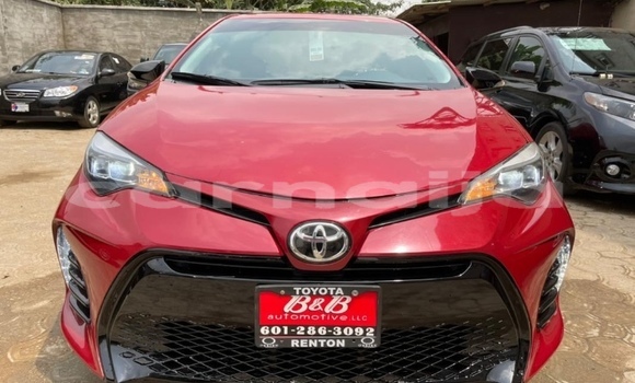 Acheter Occasion Voiture Toyota Corolla Rouge à Lagos, État de Lagos