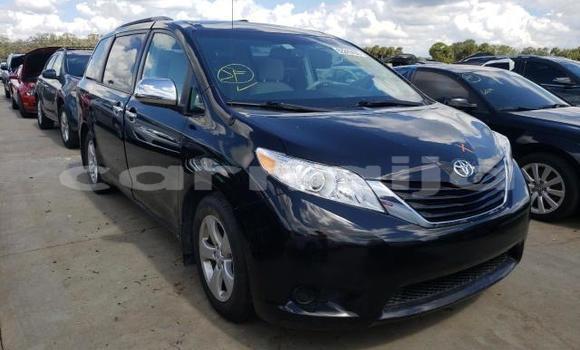 Acheter Occasion Voiture Toyota Sienna Noir à Badagry, État de Lagos