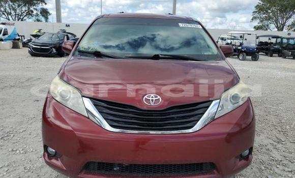Acheter Neuf Voiture Toyota Sienna Rouge à Badagry, État de Lagos