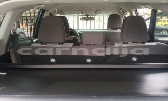 Acheter Occasion Voiture Toyota RAV4 Bleu à Lagos, État de Lagos Acheter Occasion Voiture Toyota RAV4 Bleu à Lagos, État de Lagos