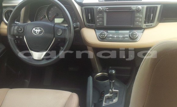 Acheter Occasion Voiture Toyota RAV4 Rouge à Lagos, État de Lagos Acheter Occasion Voiture Toyota RAV4 Rouge à Lagos, État de Lagos