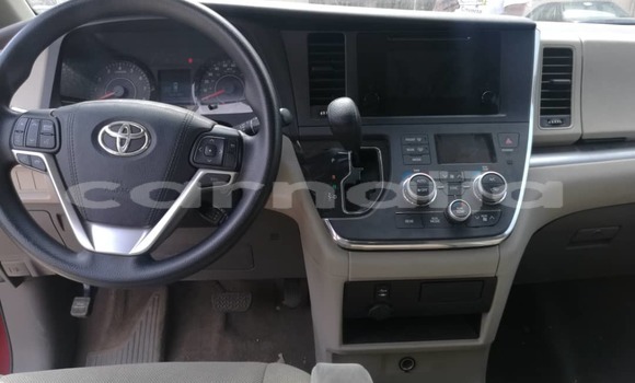 Acheter Occasion Voiture Toyota Sienna Rouge à Lagos, État de Lagos Acheter Occasion Voiture Toyota Sienna Rouge à Lagos, État de Lagos