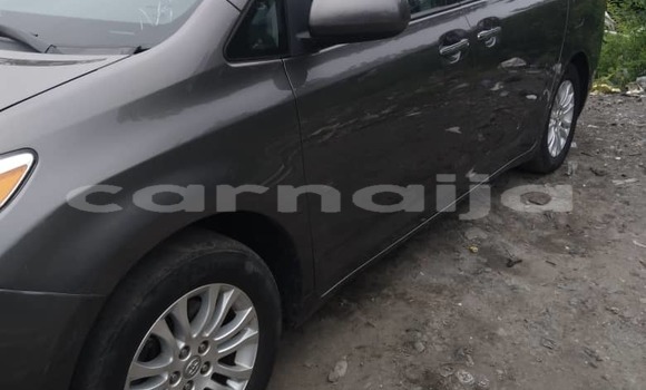 Buy Used Toyota Sienna Black Car in Lagos in Lagos State Buy Used Toyota Sienna Black Car in Lagos in Lagos State
