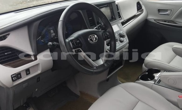 Buy Used Toyota Sienna Black Car in Lagos in Lagos State Buy Used Toyota Sienna Black Car in Lagos in Lagos State
