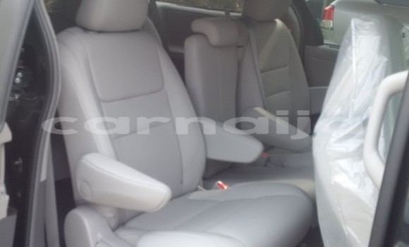 Acheter Occasion Voiture Toyota Sienna Noir à Lagos, État de Lagos Acheter Occasion Voiture Toyota Sienna Noir à Lagos, État de Lagos