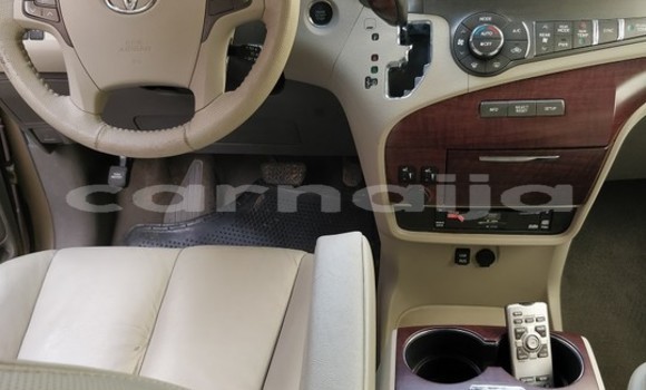 Acheter Occasion Voiture Toyota Sienna Marron à Lagos, État de Lagos Acheter Occasion Voiture Toyota Sienna Marron à Lagos, État de Lagos