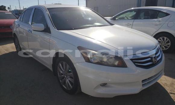 Acheter Neuf Voiture Honda Accord Blanc à Badagry, État de Lagos Acheter Neuf Voiture Honda Accord Blanc à Badagry, État de Lagos
