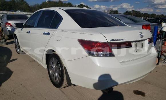 Acheter Neuf Voiture Honda Accord Blanc à Badagry, État de Lagos Acheter Neuf Voiture Honda Accord Blanc à Badagry, État de Lagos