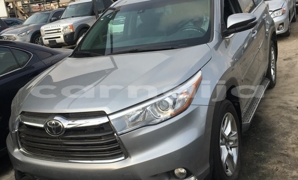Acheter Occasion Voiture Toyota Highlander Gris à Lagos, État de Lagos Acheter Occasion Voiture Toyota Highlander Gris à Lagos, État de Lagos