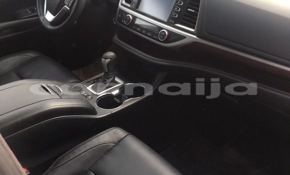 Acheter Occasion Voiture Toyota Highlander Gris à Lagos, État de Lagos Acheter Occasion Voiture Toyota Highlander Gris à Lagos, État de Lagos
