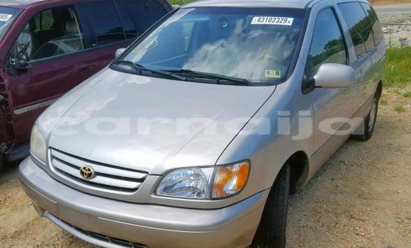 Buy Used Toyota Sienna Other Car in Bauchi in Bauchi Buy Used Toyota Sienna Other Car in Bauchi in Bauchi