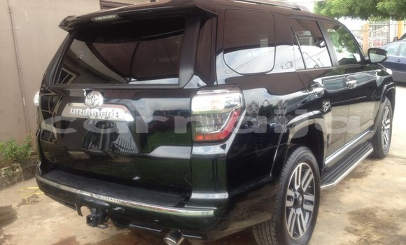 Acheter Occasion Voiture Toyota 4Runner Noir à Lagos, État de Lagos Acheter Occasion Voiture Toyota 4Runner Noir à Lagos, État de Lagos
