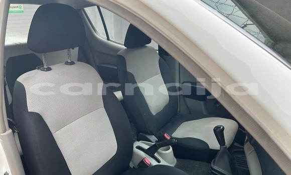 Buy Used Mitsubishi L200 White Car in Anambra in Anambra Buy Used Mitsubishi L200 White Car in Anambra in Anambra