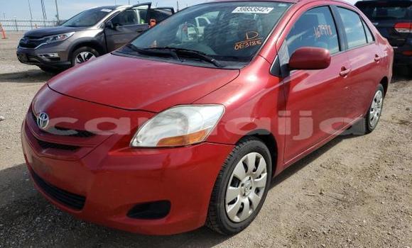 Acheter Import Voiture Toyota Yaris Rouge à Lagos, État de Lagos Acheter Import Voiture Toyota Yaris Rouge à Lagos, État de Lagos