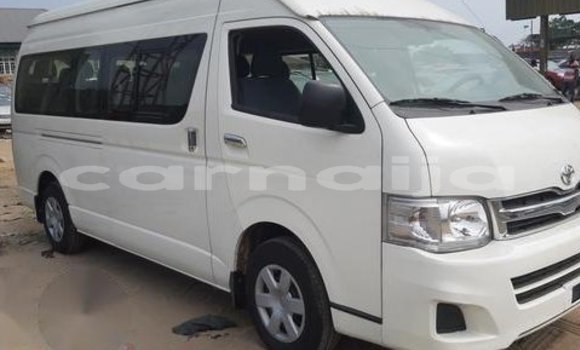 Acheter Import Voiture Toyota Hiace Blanc à Kano, État de Kano Acheter Import Voiture Toyota Hiace Blanc à Kano, État de Kano