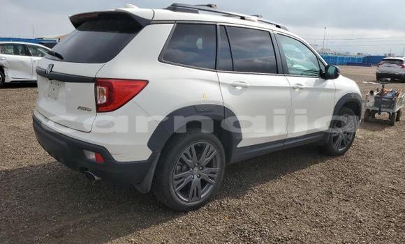 Buy New Honda Passport White Car in Badagry in Lagos State Buy New Honda Passport White Car in Badagry in Lagos State