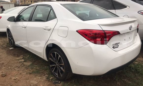 Acheter Occasion Voiture Toyota Corolla Blanc à Lagos, État de Lagos Acheter Occasion Voiture Toyota Corolla Blanc à Lagos, État de Lagos