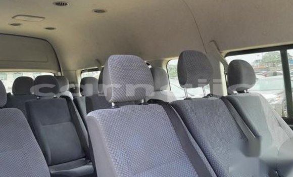 Acheter Import Voiture Toyota Hiace Blanc à Kano, État de Kano Acheter Import Voiture Toyota Hiace Blanc à Kano, État de Kano