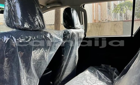 Buy Used Toyota Hilux White Car in Abuja in Lagos State Buy Used Toyota Hilux White Car in Abuja in Lagos State