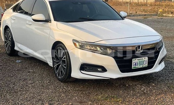 Buy Used Honda Accord White Car in Abuja in Lagos State Buy Used Honda Accord White Car in Abuja in Lagos State