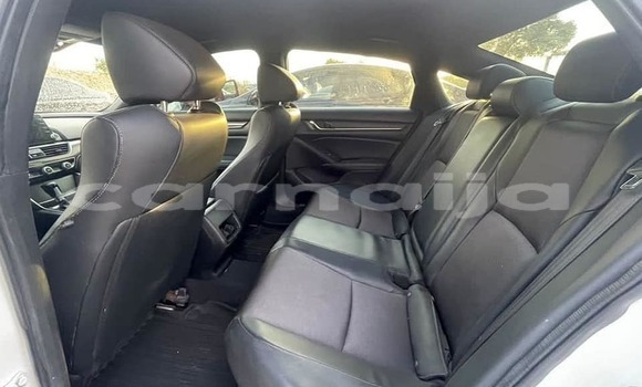 Acheter Occasion Voiture Honda Accord Blanc à Abuja, État de Lagos Acheter Occasion Voiture Honda Accord Blanc à Abuja, État de Lagos