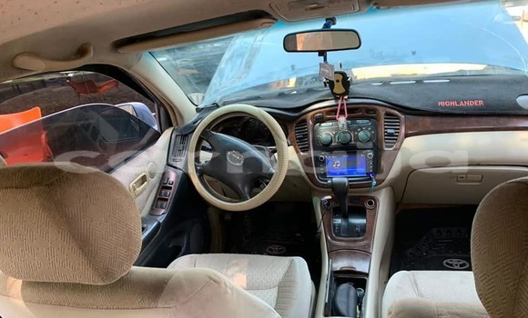 Acheter Occasion Voiture Toyota Highlander Bleu à Abuja, État de Lagos Acheter Occasion Voiture Toyota Highlander Bleu à Abuja, État de Lagos