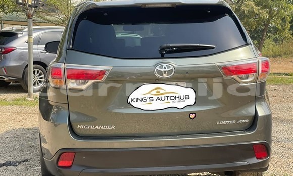Buy Used Toyota Highlander Green Car in Abuja in Lagos State Buy Used Toyota Highlander Green Car in Abuja in Lagos State