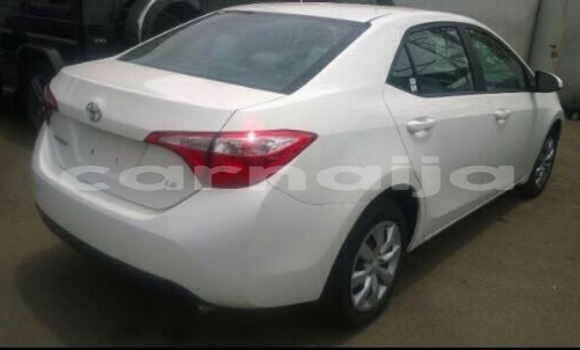Acheter Occasion Voiture Toyota Corolla Blanc à Lagos, État de Lagos Acheter Occasion Voiture Toyota Corolla Blanc à Lagos, État de Lagos
