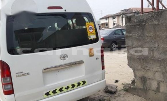 Acheter Import Voiture Toyota Hiace Blanc à Kano, État de Kano Acheter Import Voiture Toyota Hiace Blanc à Kano, État de Kano
