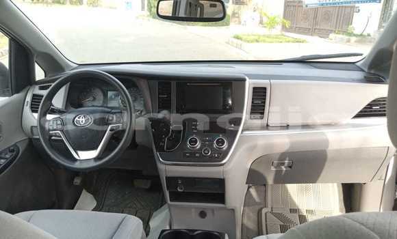 Acheter Occasion Voiture Toyota Sienna Gris à Lagos, État de Lagos Acheter Occasion Voiture Toyota Sienna Gris à Lagos, État de Lagos