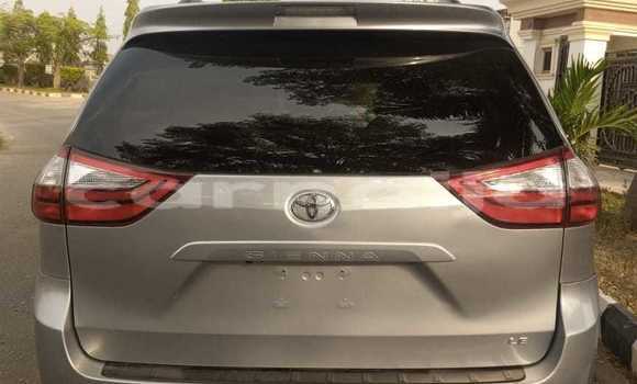 Acheter Occasion Voiture Toyota Sienna Gris à Lagos, État de Lagos Acheter Occasion Voiture Toyota Sienna Gris à Lagos, État de Lagos