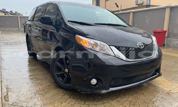 Acheter Occasion Voiture Toyota Sienna Noir à Lagos, État de Lagos Acheter Occasion Voiture Toyota Sienna Noir à Lagos, État de Lagos