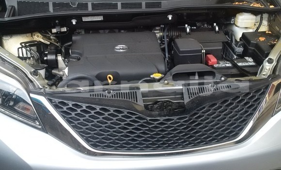 Buy Used Toyota Sienna Black Car in Lagos in Lagos State Buy Used Toyota Sienna Black Car in Lagos in Lagos State