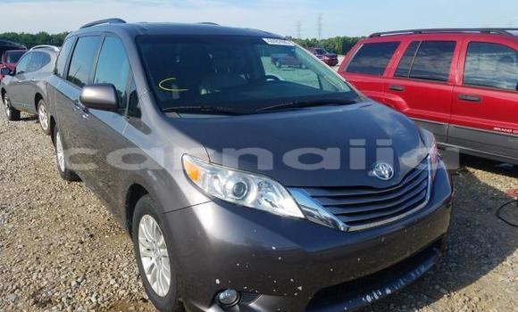 Buy Used Toyota Sienna Black Car in Lagos in Lagos State