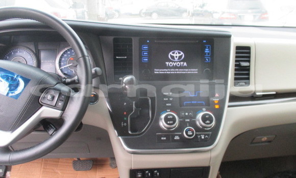 Acheter Occasion Voiture Toyota Sienna Rouge à Lagos, État de Lagos Acheter Occasion Voiture Toyota Sienna Rouge à Lagos, État de Lagos